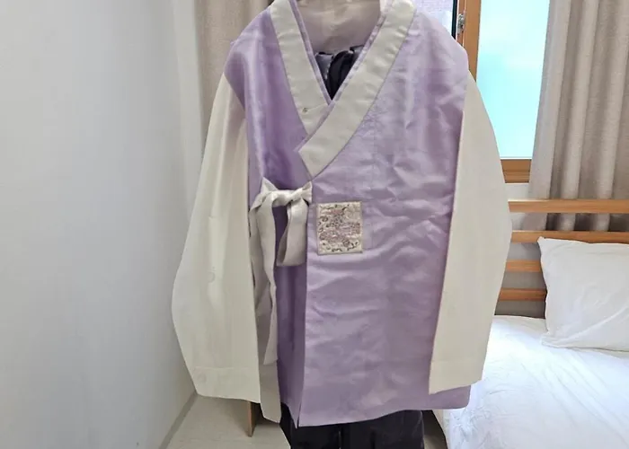 서울역 도보, 최대 7인, 예쁜 감성 숙소, 유명 관광지 이동 편리, 공항 철도 * 서울특별시