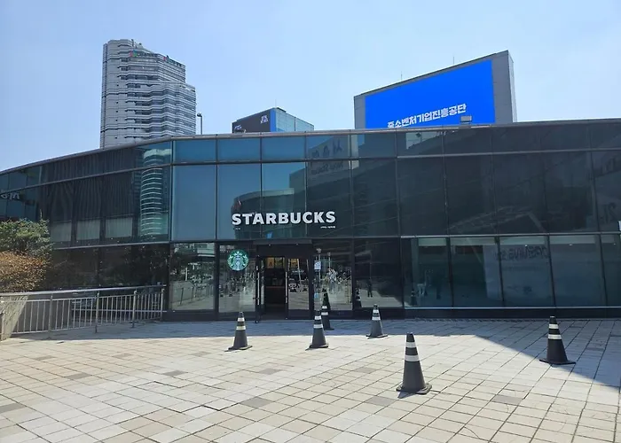 아파트 서울역 도보, 최대 7인, 예쁜 감성 숙소, 유명 관광지 이동 편리, 공항 철도 서울특별시