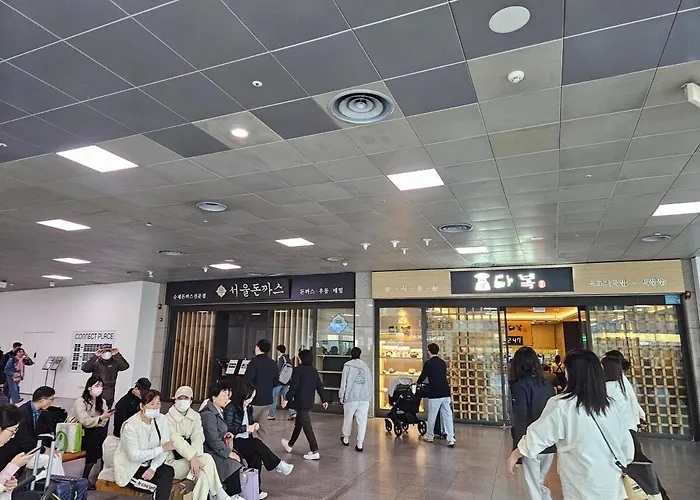 서울역 도보, 최대 7인, 예쁜 감성 숙소, 유명 관광지 이동 편리, 공항 철도 *